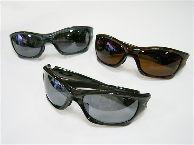 OAKLEY ピットブル　オークリーサングラス io着用 OAKLEY ピットブル オークリーサングラス io着用 - メルカリ