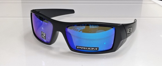 オークリーサングラス　FUEL CELL Oakley Fuel Cell Sunglasses | FramesDirect.com